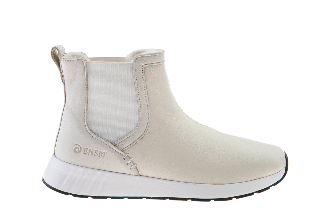 Merino Chelsea, Leder