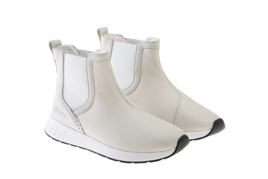 Merino Chelsea, Leder