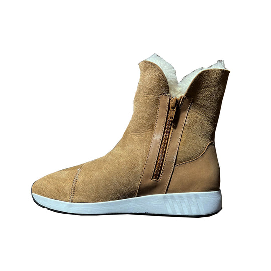 Merino Zip On