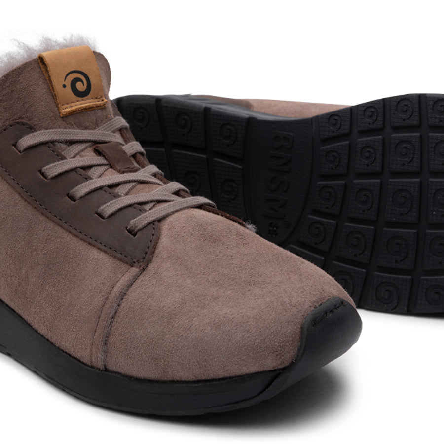 Merino Classic Low, schwarze Sohle