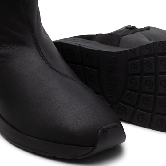 Merino Zip On